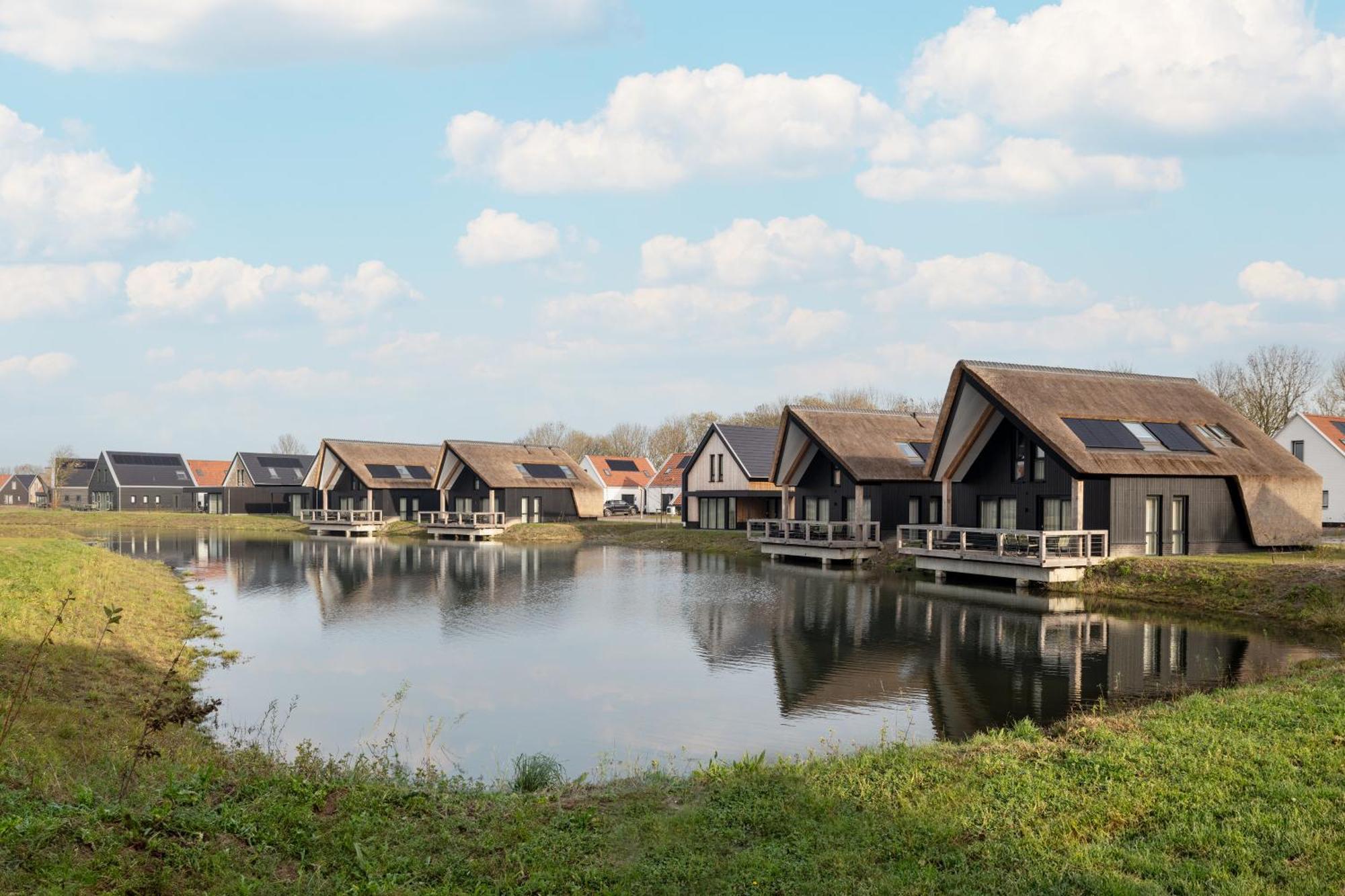 Dormio Resort Nieuwvliet-Bad Pokoj fotografie